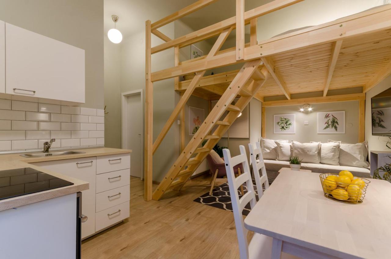 Cosy Studio In Party District Ak20S Budapest Exterior photo